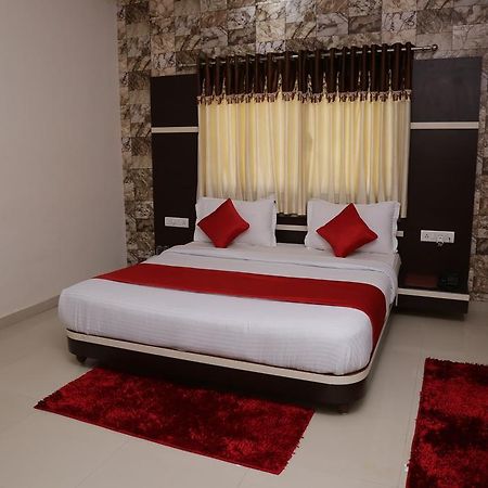 Hotel Rudra Plaza Dwārka Extérieur photo