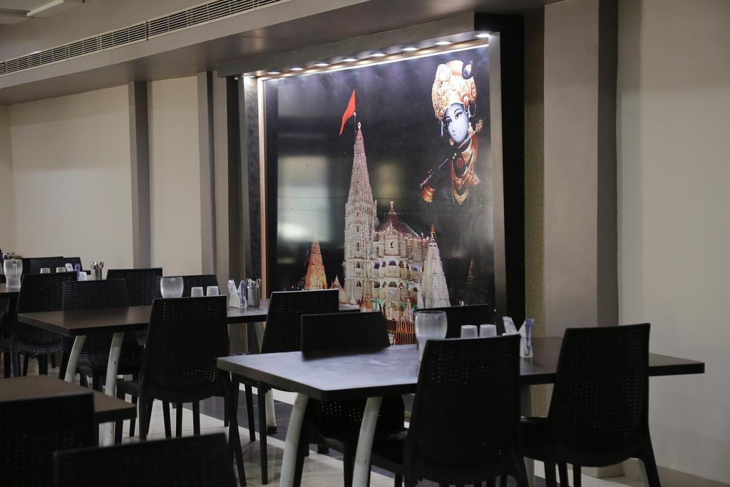 Hotel Rudra Plaza Dwārka Extérieur photo