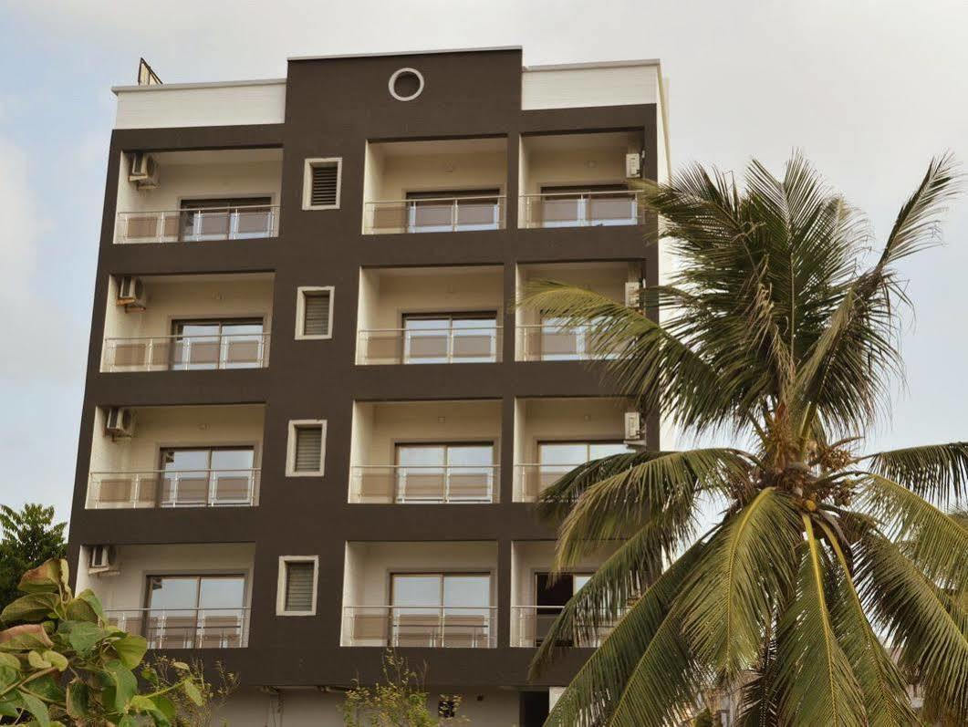 Hotel Rudra Plaza Dwārka Extérieur photo